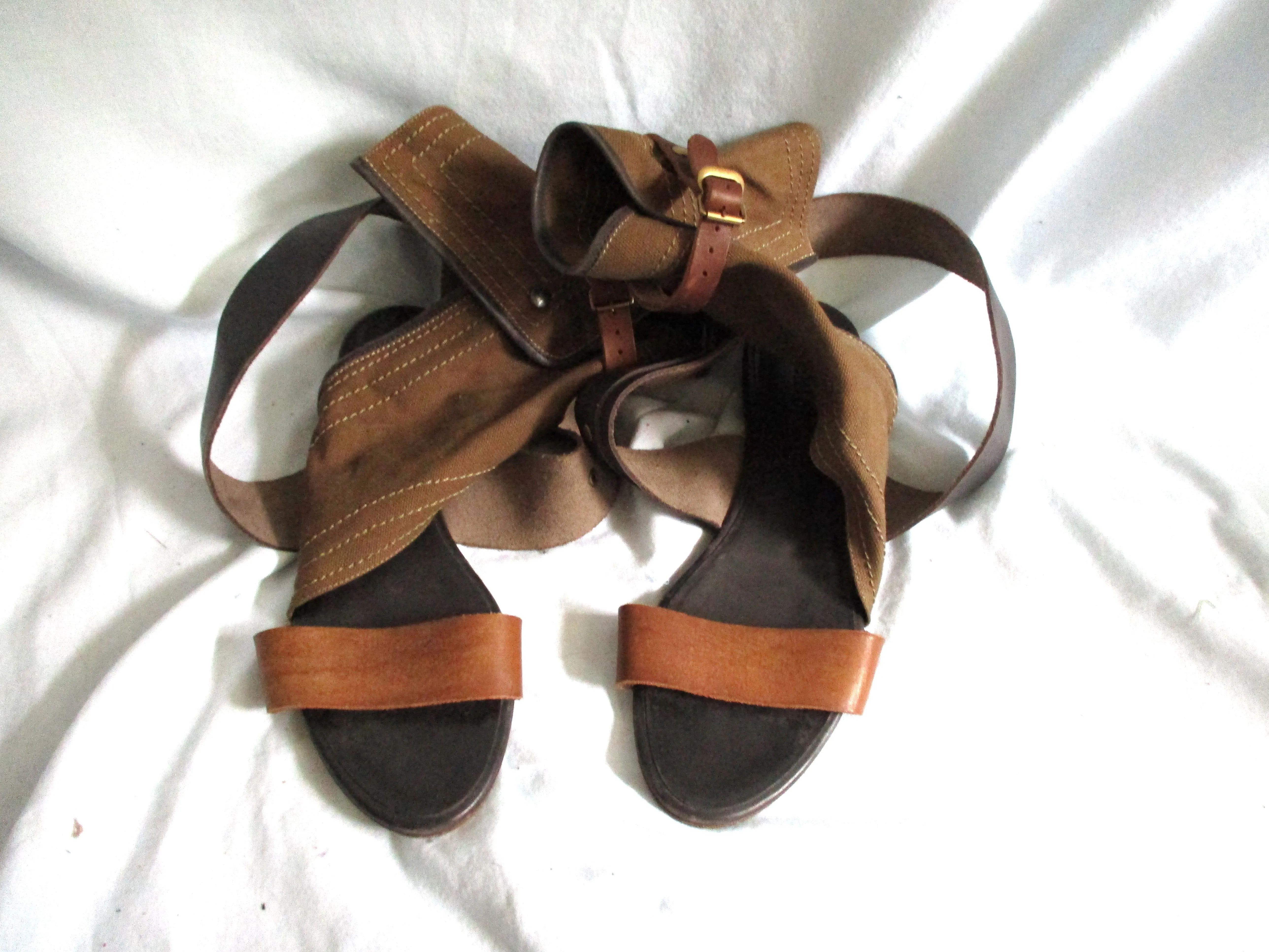 CHLOE Strappy Canvas Gladiator SANDAL Flat Shoe 36 Boho BROWN KHAKI