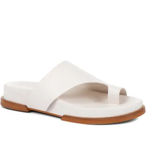 Lea Leather Toe Post Sandals - LEA / 322 057