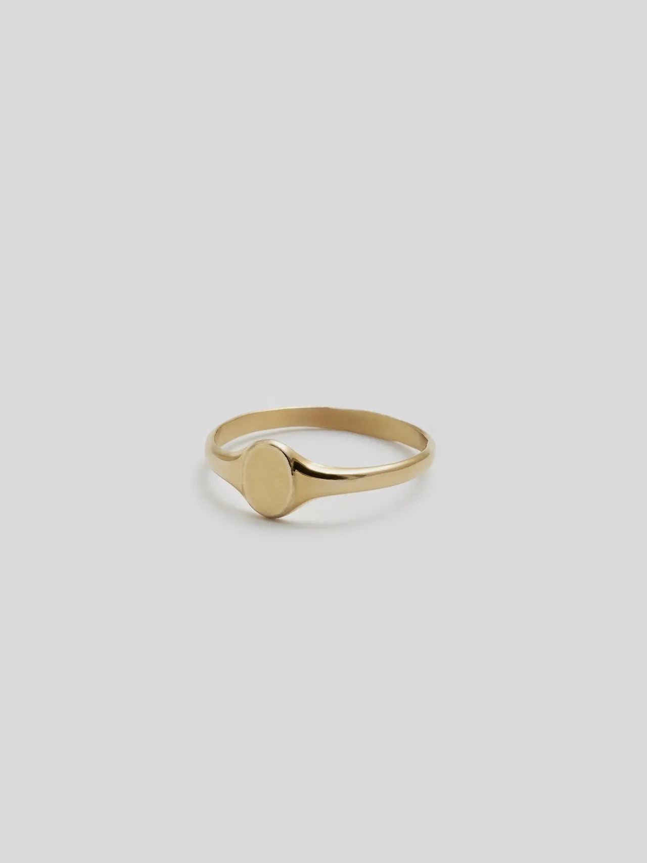 Loren Stewart :: Mini Oval Signet Ring