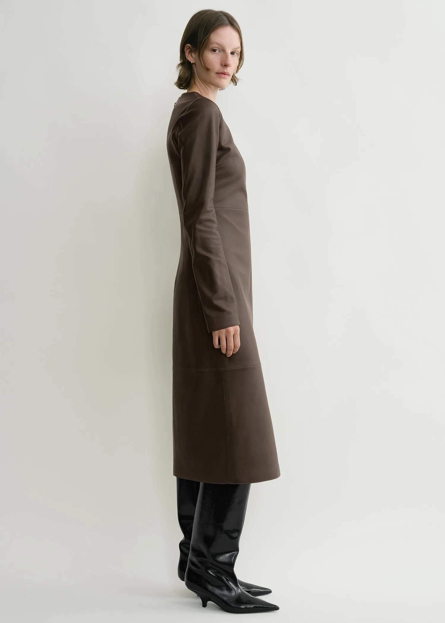 Paneled leather dress bark