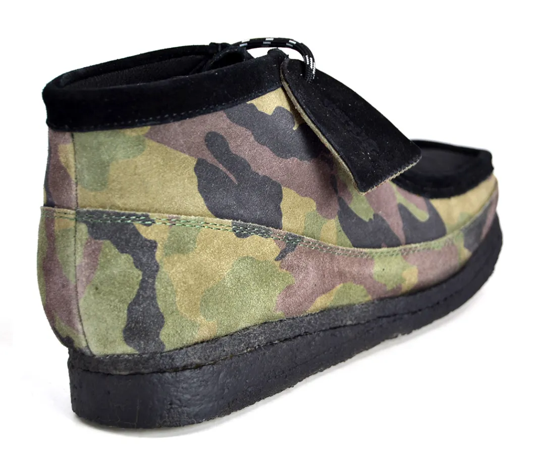 Walker 200 Camouflage - Stylish Mens Casual Shoe with High Durability