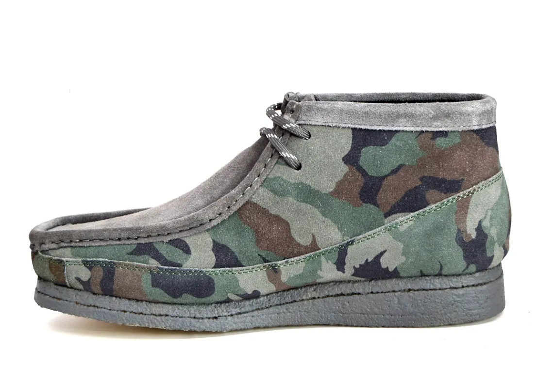 Walker 200 Camouflage - Stylish Mens Casual Shoe with High Durability